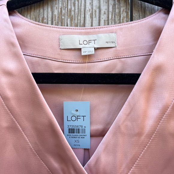 ANN TAYLOR LOFT Rose Pink Small Cap Sleeve Women’s Blouse Top Women’s XSP NWT - Picture 3 of 10